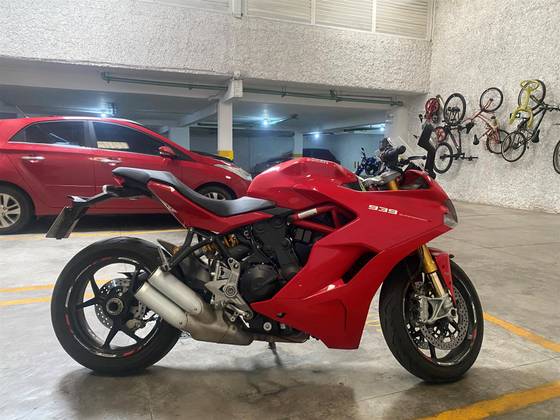 DUCATI SUPERSPORT S 